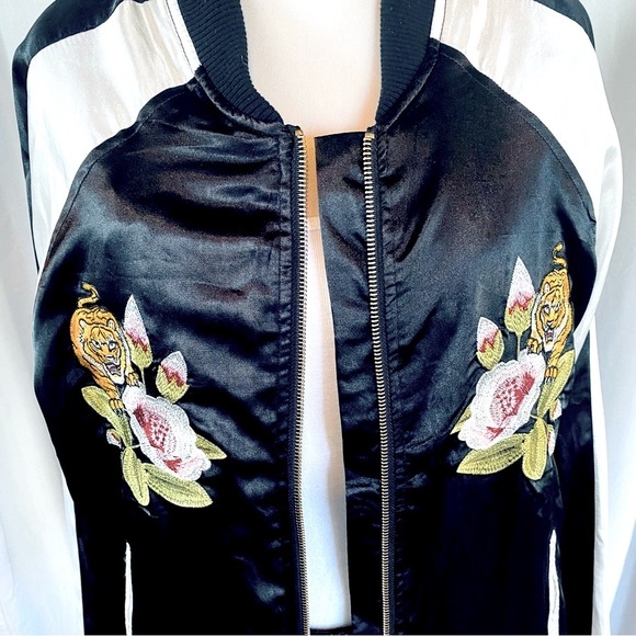 Brandon Thomas Silky embroidered baseball jacket. Size XL - Picture 3 of 9